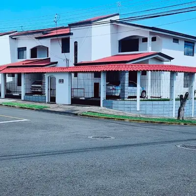 Don Carlos Place LOWER UNIT