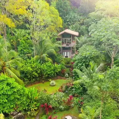 Sloth Premium Riverfront Jungle Villa with Jacuzzi and Pool