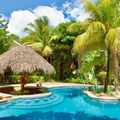 Cocomarindo Breeze Condo and Amazing Pool