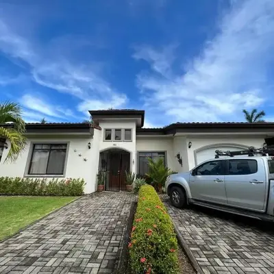 Casa Famari at Playa Bejuco