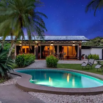 Stunning Gated Property with a Lush Garden