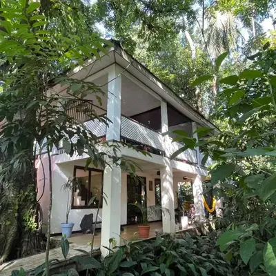 Casa y Cabaña Jaguar Tortuguero