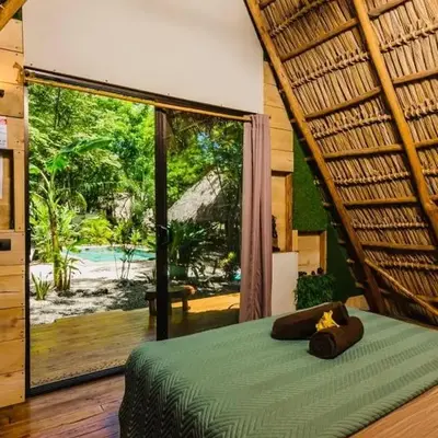 Cabinas de Lou Eco Lodge TAMARINDO do not book