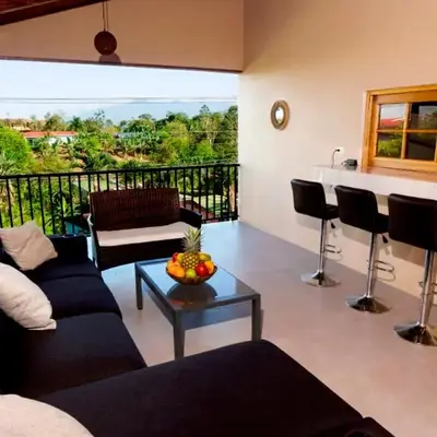 Blu House Nature & Tours