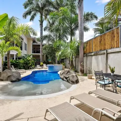 1-BD Near Beach Great for Digital Nomads