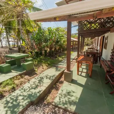Cabinas Balcon del Mar Tortuguero