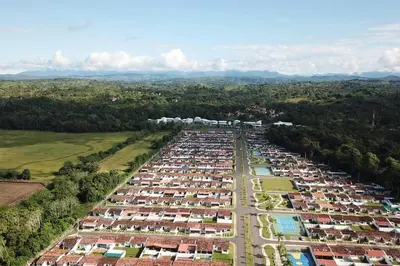 an aerial view of a parking lot with houses at Casa de playa, Bejuco Costa Rica in Bejuco
