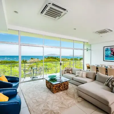 Pura Vida Penthouse w ocean and sunset views