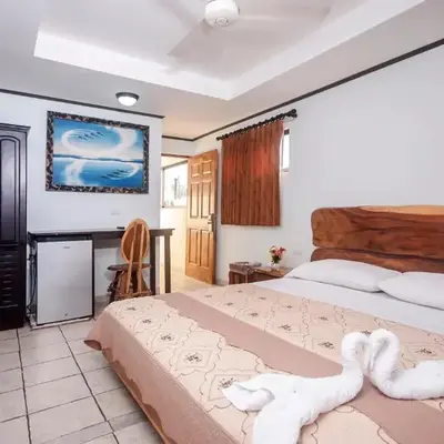 Cadillac Rock Beach Hotel