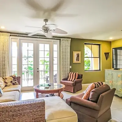 Pacifico Townhouse 106