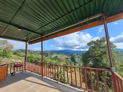 Gallery image of Cabaña Cebra - THE Spot for GREAT Sunset views! in Jardín