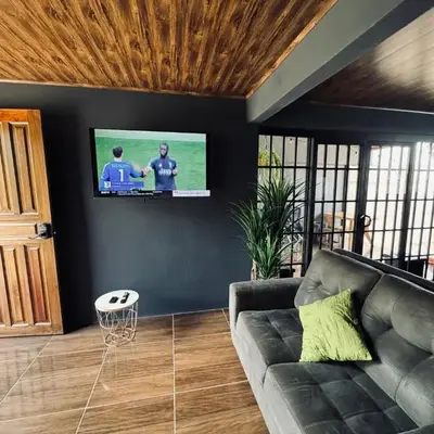 Jarkeyda House