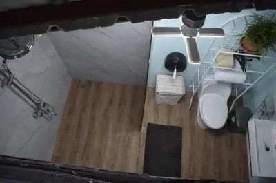 an overhead view of a bathroom with a sink and a toilet at Vistas Paraiso San Carlos in Venecia