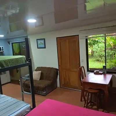 Apartment-Pura Vida-Wi-Fi-TV-WC-AC-Parqueo