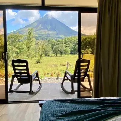 Paraíso privado Arenal Dragonfly