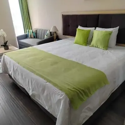 Hotel Puerto Limón CR