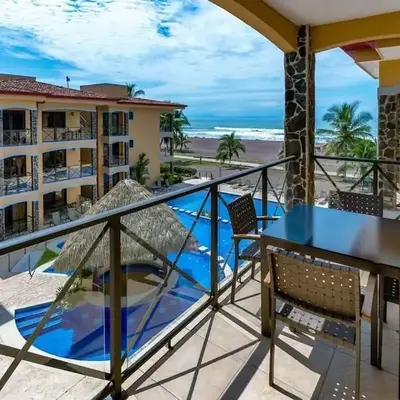 Jaco Beachfront Oasis Newly renovated dream condo