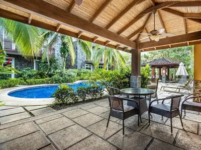 Gallery image of La Torre Bay Herradura Beach Condo in Herradura