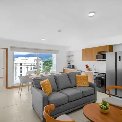 Upstay - New Condo in Jaco - 5 mins from Beach