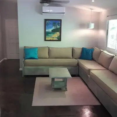 #17A Hermosa Beach Bungalow 1st floor 1 bedroom Apt