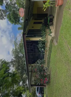 an overhead view of a house with plants on it at Haciendo Amigos en el Canasto in San Isidro