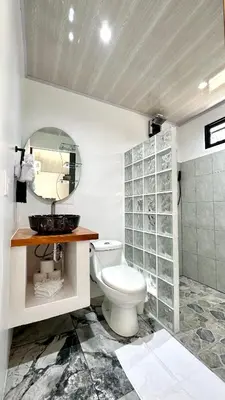 Gallery image of Serenity Rooms Arenal in Guayabal