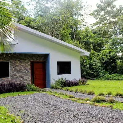 Holly House La Fortuna
