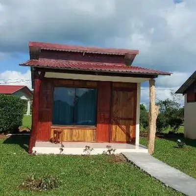 Cabinas Río celeste