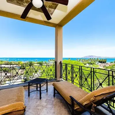 Enchanting Ocean Views 2 BD 2 Pools