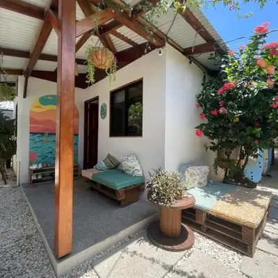 The Cafecito Surfhouse - Santa Teresa