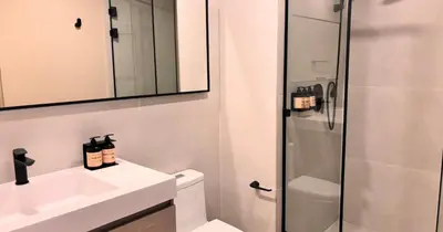 Gallery image of BEE Suites San José - Santa Ana in San José