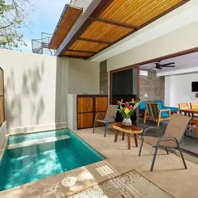 Green Turtle Townhome #3 Private Pool & Garden 300 Mt to Beach