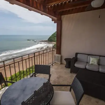 Spectacular 3 bedroom Penthouse at Crocs Resort Casino