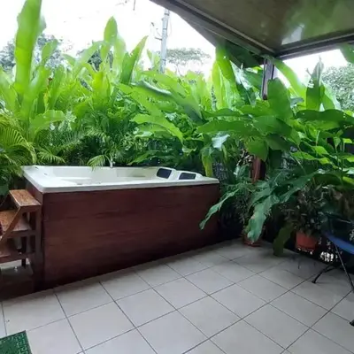 White Passiflora - Private Jacuzzi