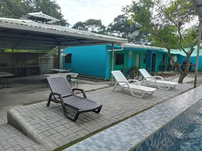 Gallery image of Eco Cabinas Familiar in Puntarenas
