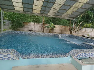 Gallery image of Eco Cabinas Familiar in Puntarenas