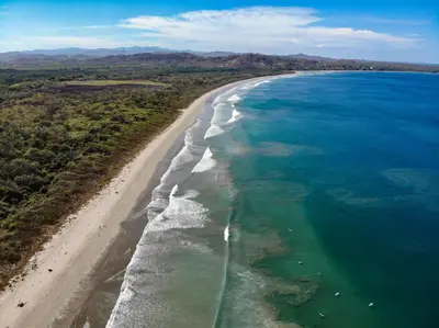 an aerial view of a beach and the ocean at Hotelito Dos Hijas Casita 3 in Refundores