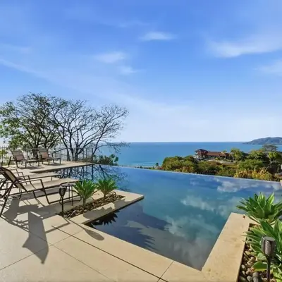 Amazing Ocean and Mountain Views