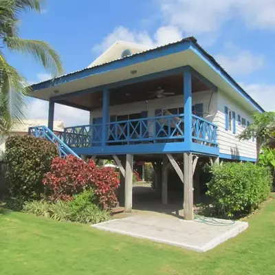 #8 Ocean view Beach Front Bungalow 2nd Row
