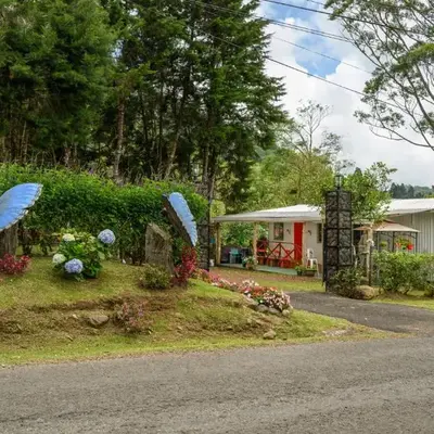 Blue Morpho Lodge