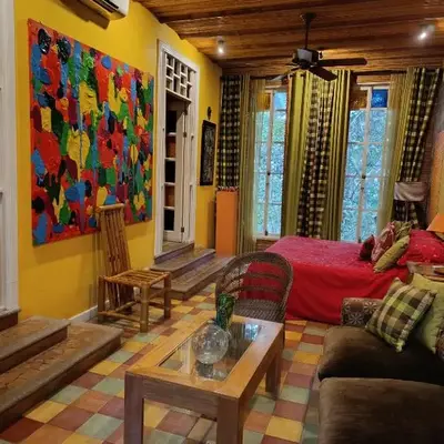 Villa Turrubares