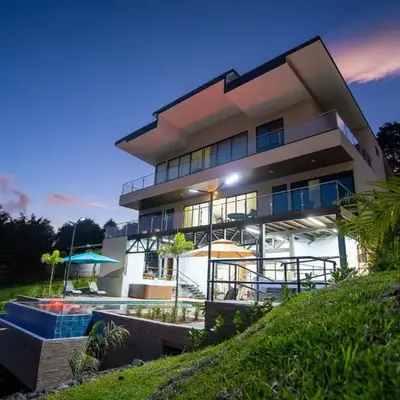 La Parada House
