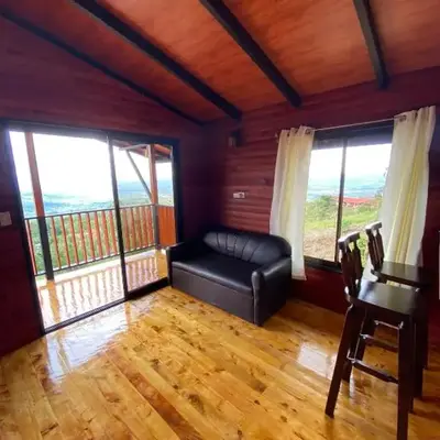 Cabaña Con Hermosa vista y ambiente de campo