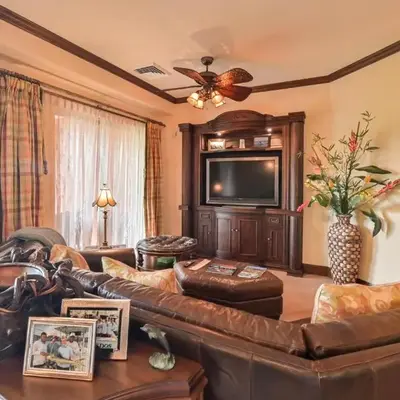 CR Luxury Montebello 3F 3 Bdrm