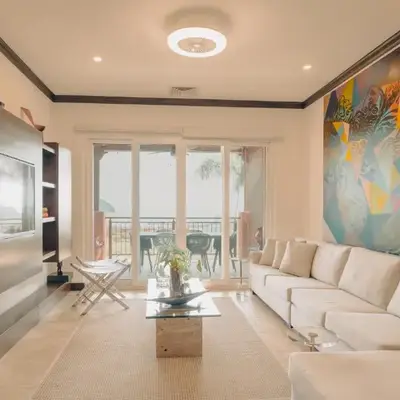CR Luxury Altavista 2A 3 Bdrm