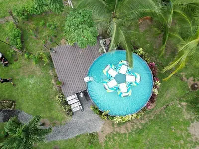 an aerial view of a swimming pool in a yard at Elegant studio in Fortuna