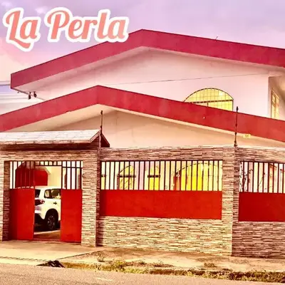 Hostel la perla