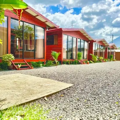 Tribu Bungalow 1 Modern and Centrally Located