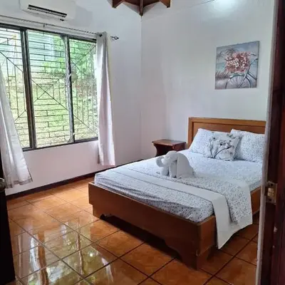 Casa Blanca - Manuel Antonio Park