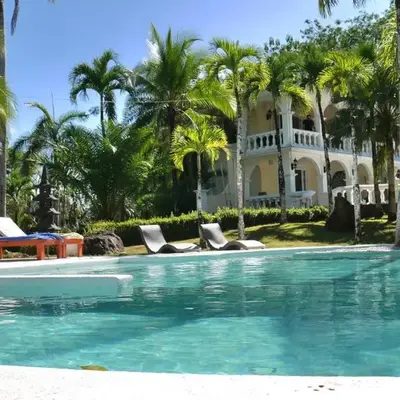 Villa Quebrada Estate
